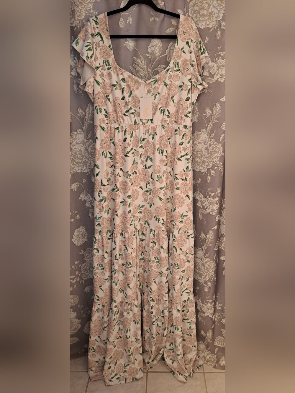Smith & Quinn Isabella Tiered Maxi Dress Craspedia Darling 3X Taupe/Pink Floral